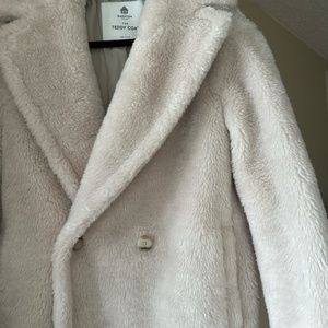 Babaton Teddy Coat